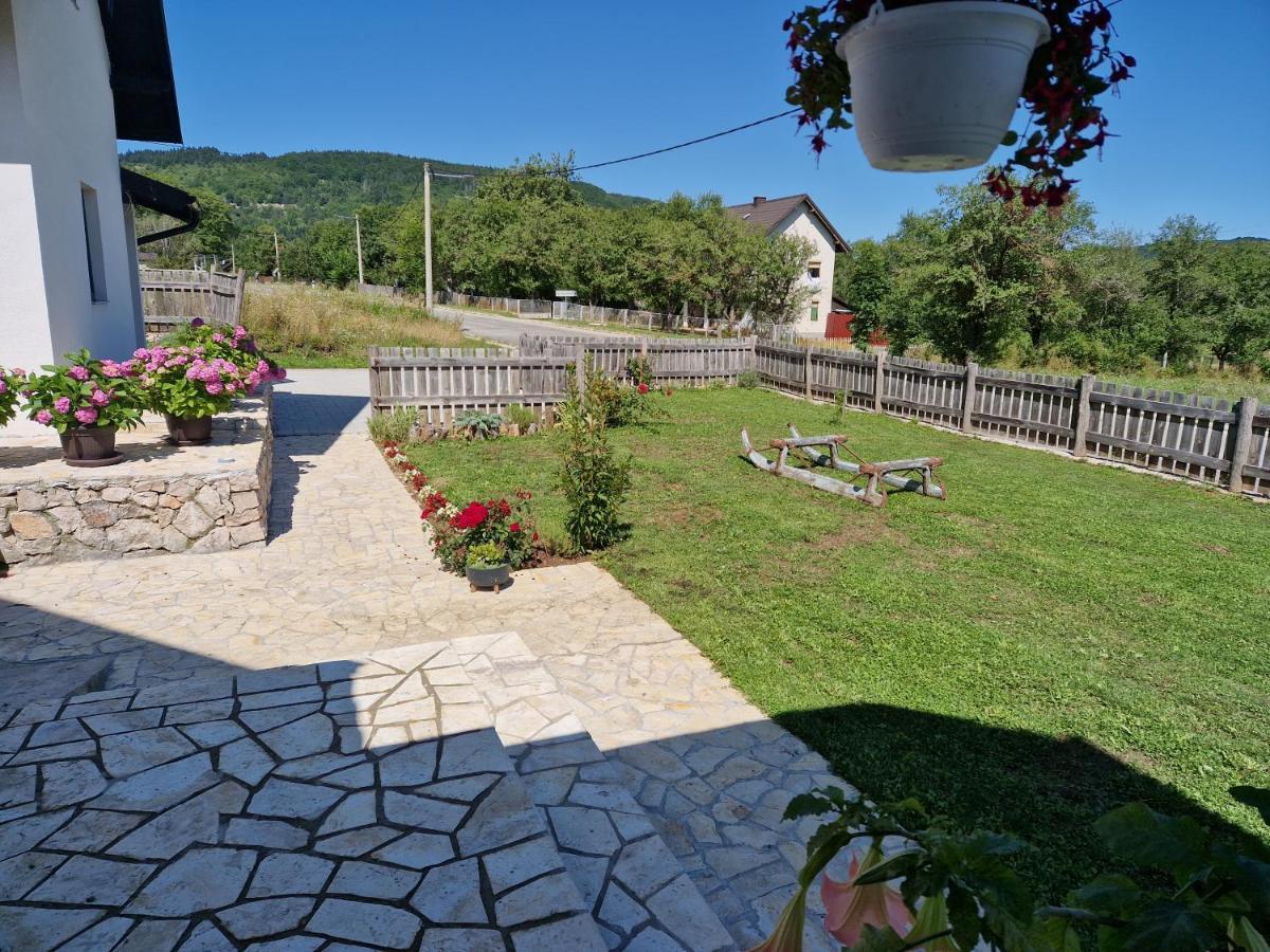 Plitvice Apis Villa Кореница Екстериор снимка