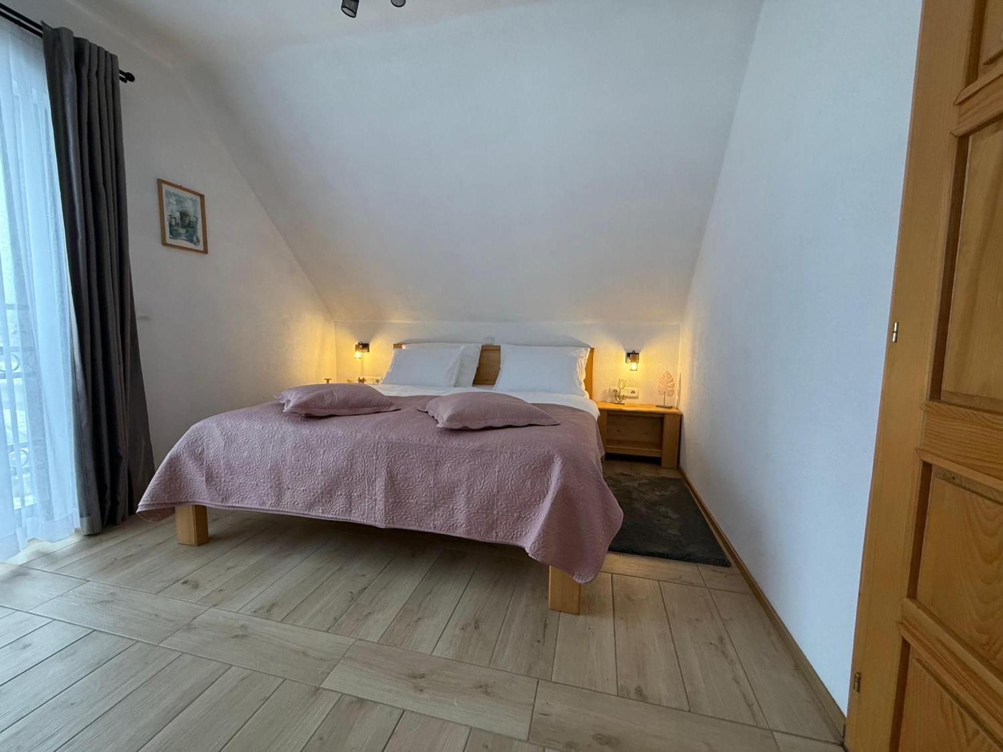 Plitvice Apis Villa Кореница Екстериор снимка
